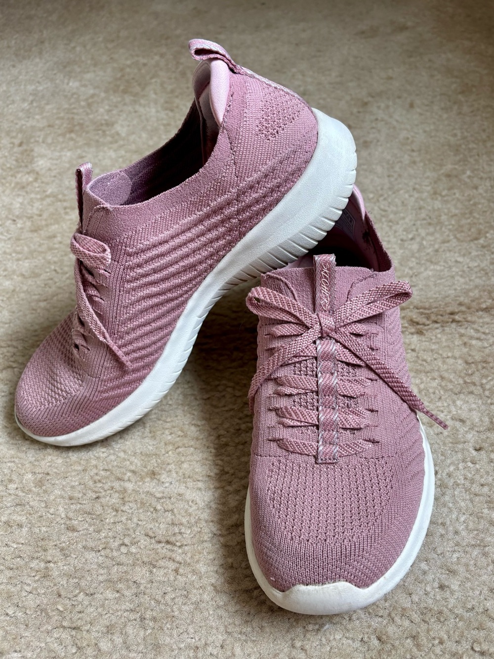 Sketchers Women’s Pure Flex Memory Foam Slip On Sneaker